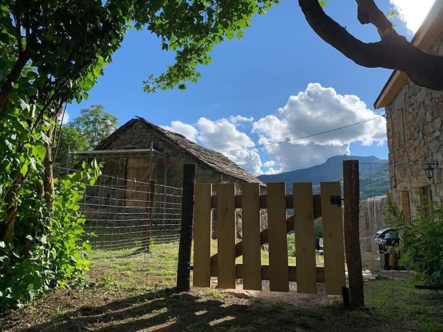 Tiny House De Tempoyrac Villa La Rochette  ภายนอก รูปภาพ