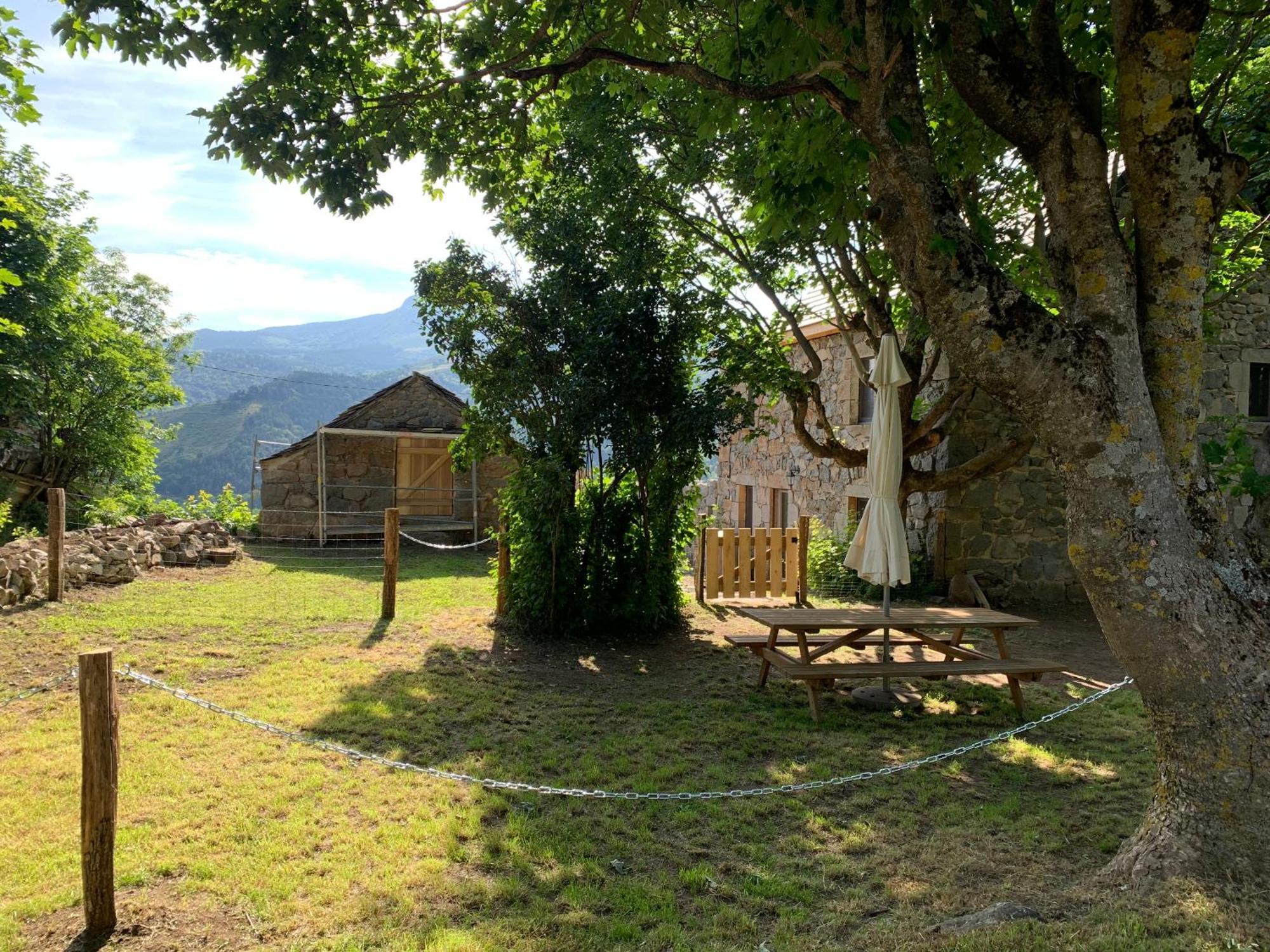 Tiny House De Tempoyrac Villa La Rochette  ภายนอก รูปภาพ